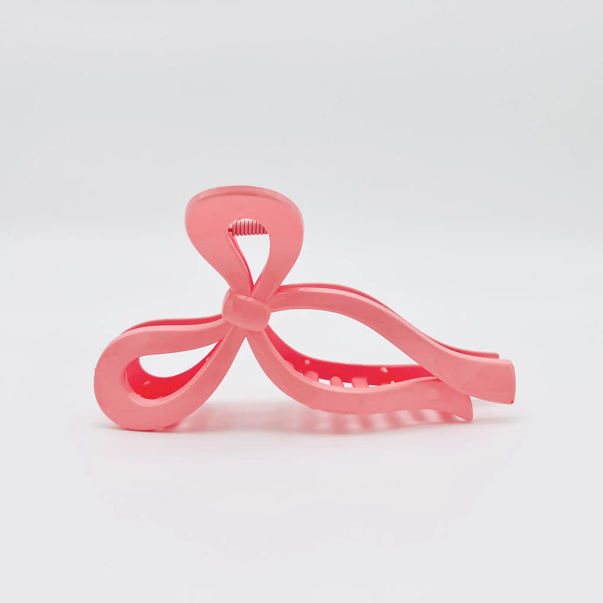 Add flair with our pink hair claw clip