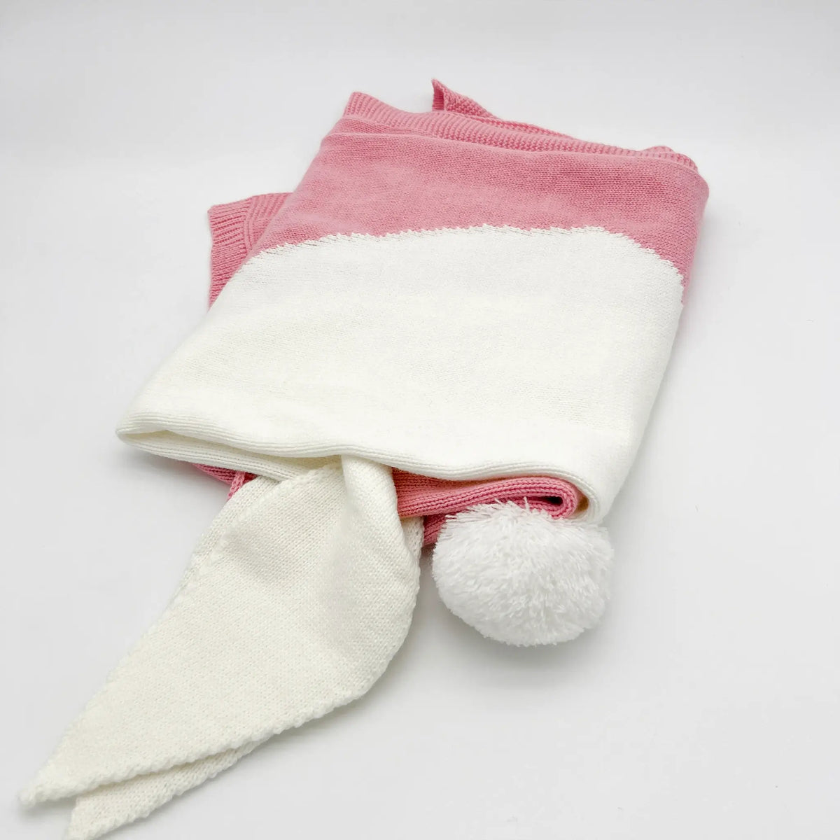 Transform your relaxation time with our pink knit bunny blanket